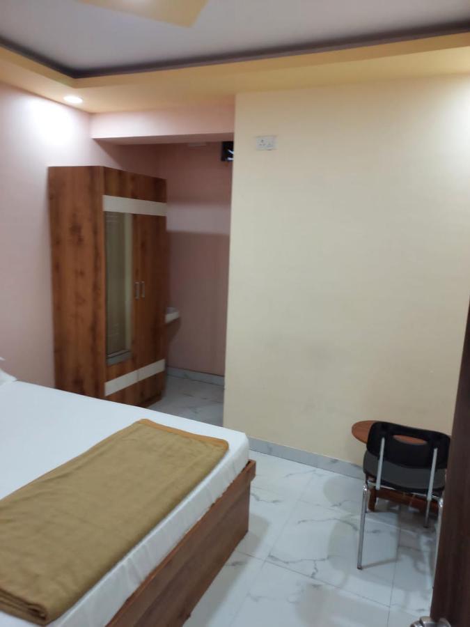 Mandara Comforts Hotel Bangalore Buitenkant foto
