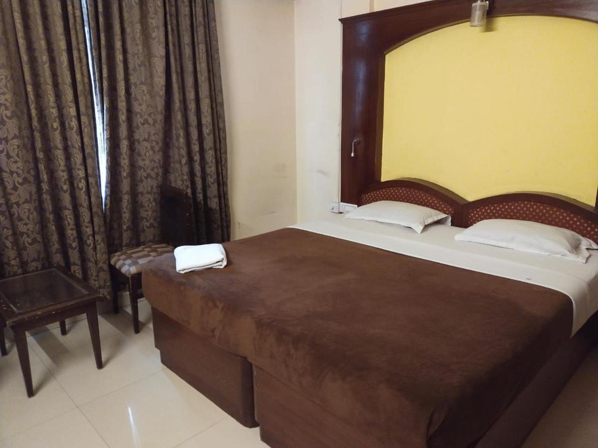 Mandara Comforts Hotel Bangalore Buitenkant foto