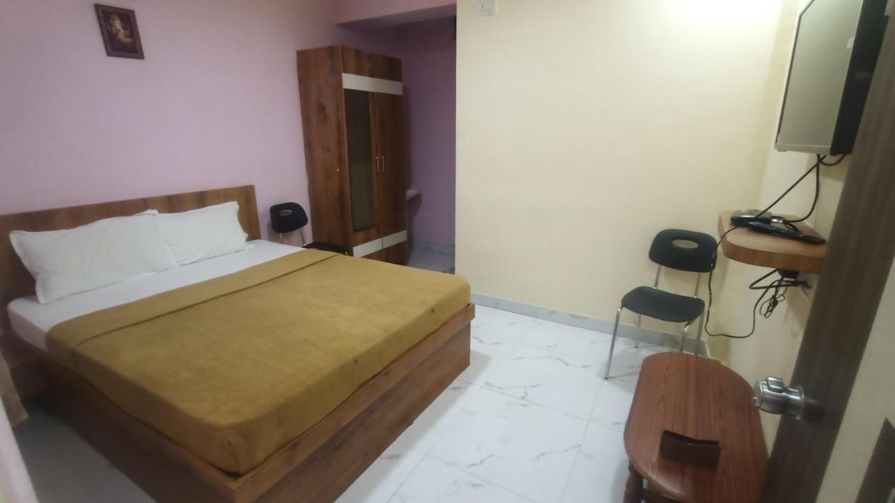 Mandara Comforts Hotel Bangalore Buitenkant foto