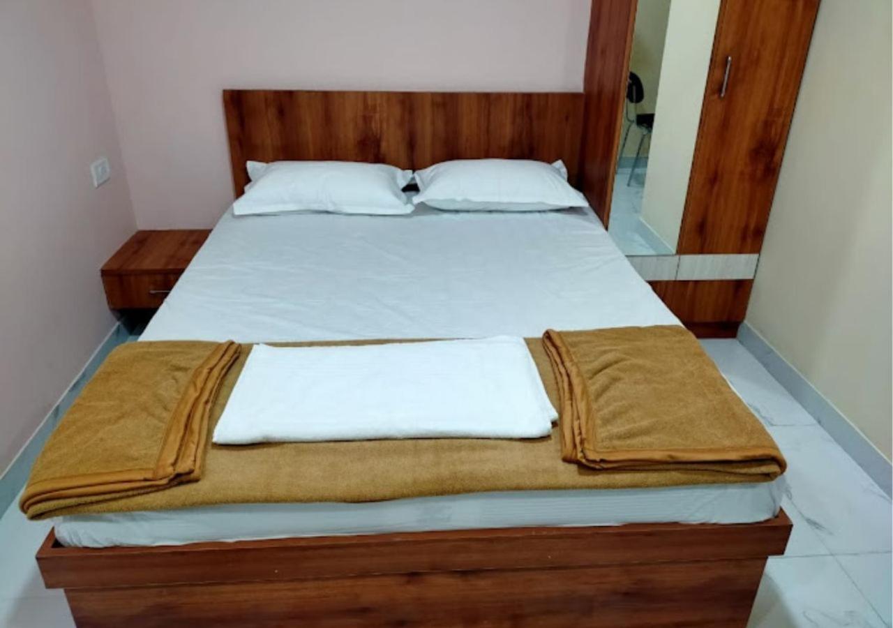 Mandara Comforts Hotel Bangalore Buitenkant foto